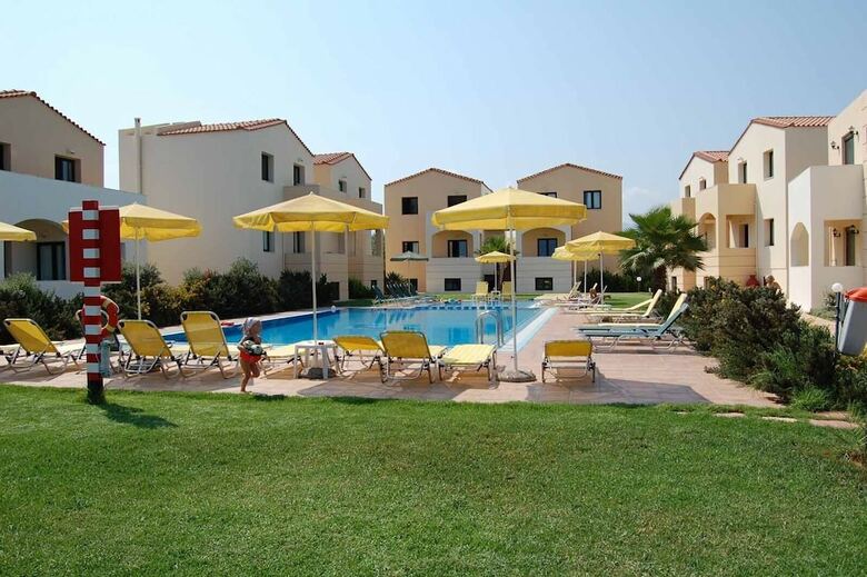 Gt Beach Hotel