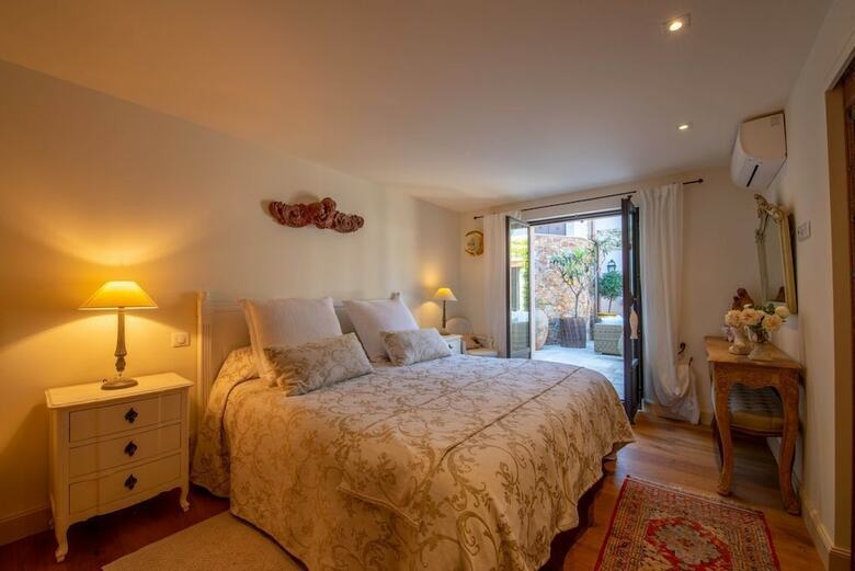 Villa Glamira By The Pearls Collection