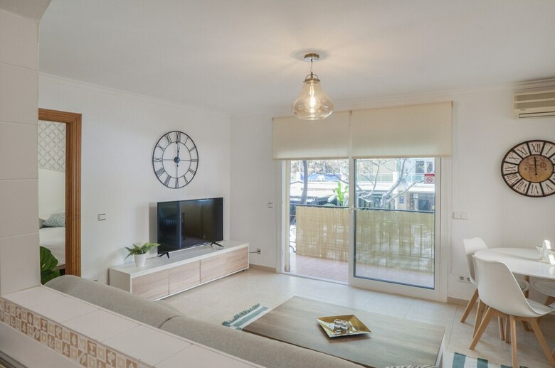Apartamentos Marbella Beach Center 1 Bedroom Larysol