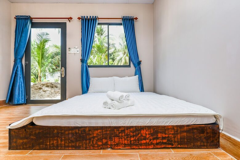 Hotel Local Beach Phu Quoc
