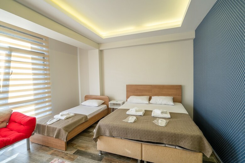 Sist 34 Suit Hotel