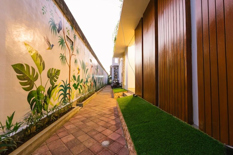 Bed & Breakfast Mahesa Home Seminyak