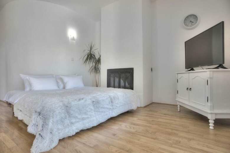 Gregovic Apartments