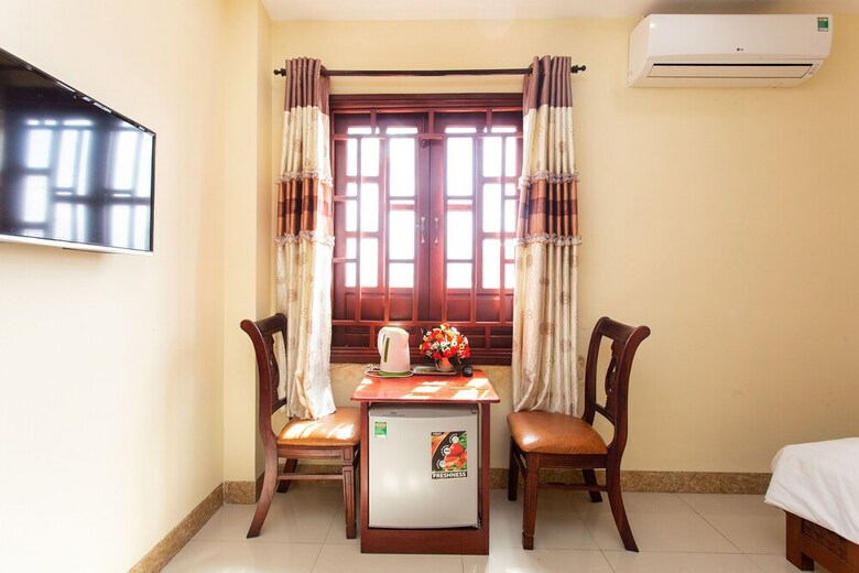 Hotel Oyo 552 Phuong Hong Motel
