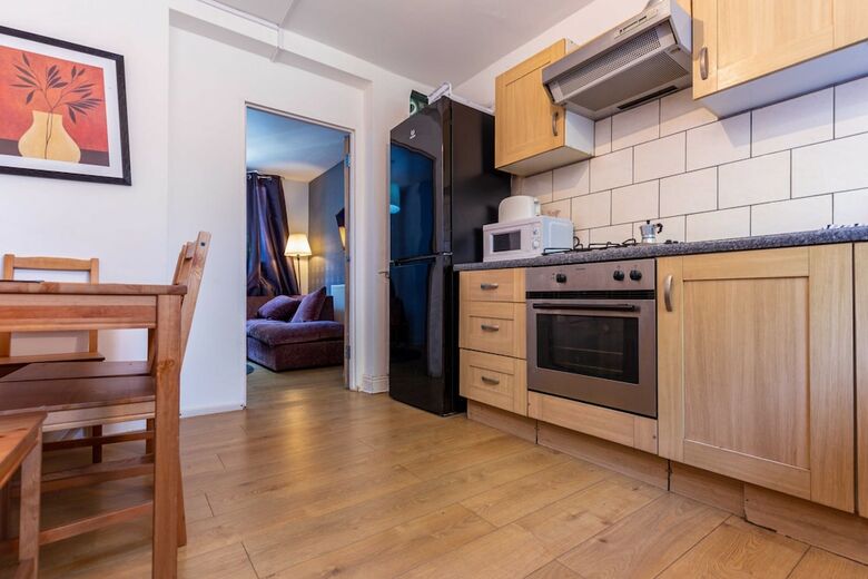 Apartamentos Bazely Street Deluxe Single Room 4