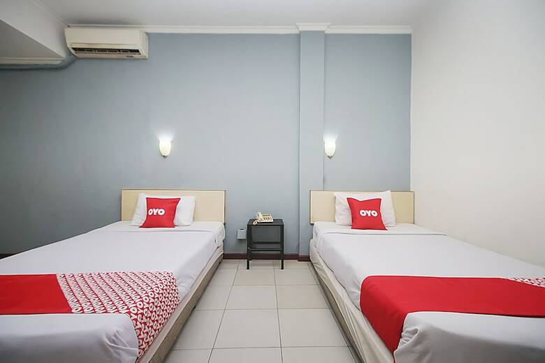 Oyo 2079 Jambi Raya Hotel
