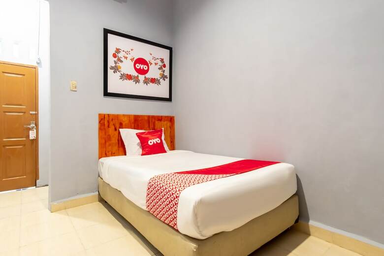 Hotel Oyo 1668 Yvel Homestay