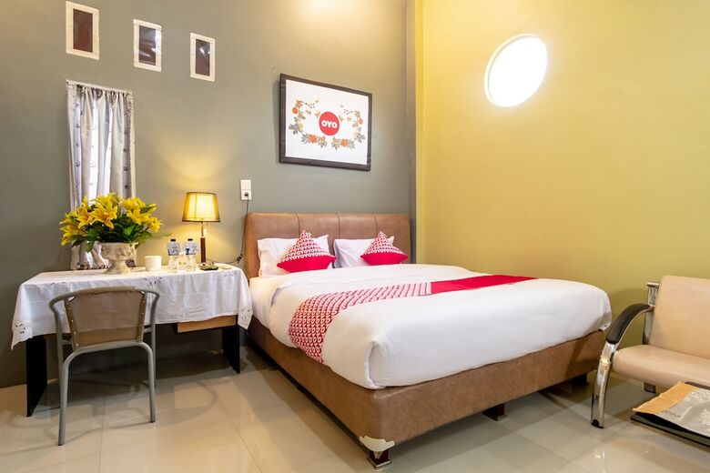 Hotel Oyo 1349 Green Elite Syariah