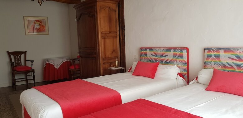 Hotel Bidachuna