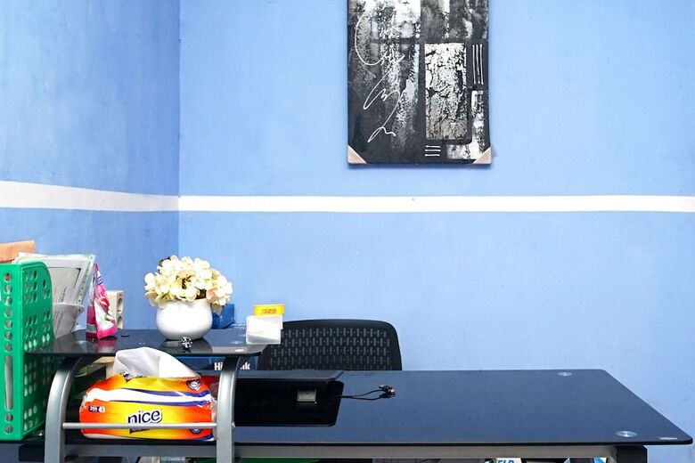 Hostal Oyo 1272 Grand Garuda Guest House