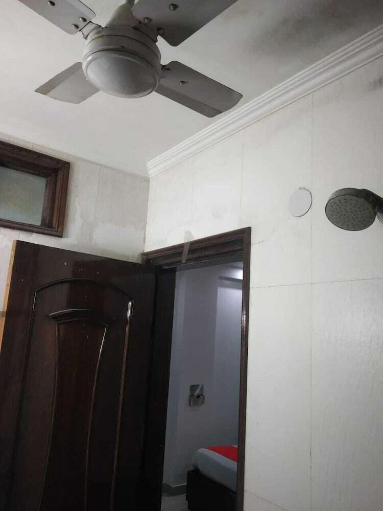 Hotel Adb Rooms Today International Paharganj