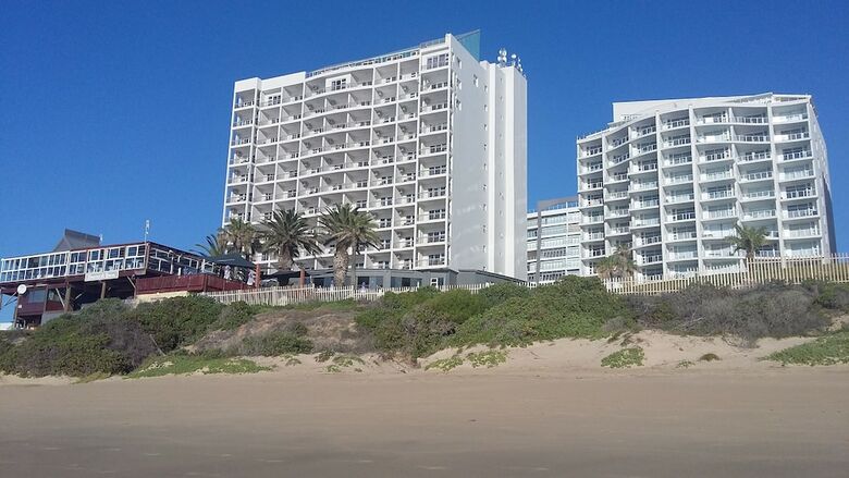 Diaz Hotel & Resort