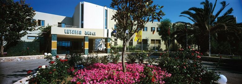 Lutania Beach Hotel