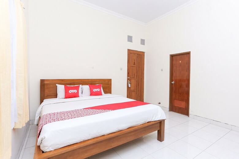 Hotel Oyo 1680 Dahlia Guesthouse