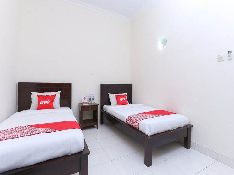 Hotel Oyo 1680 Dahlia Guesthouse