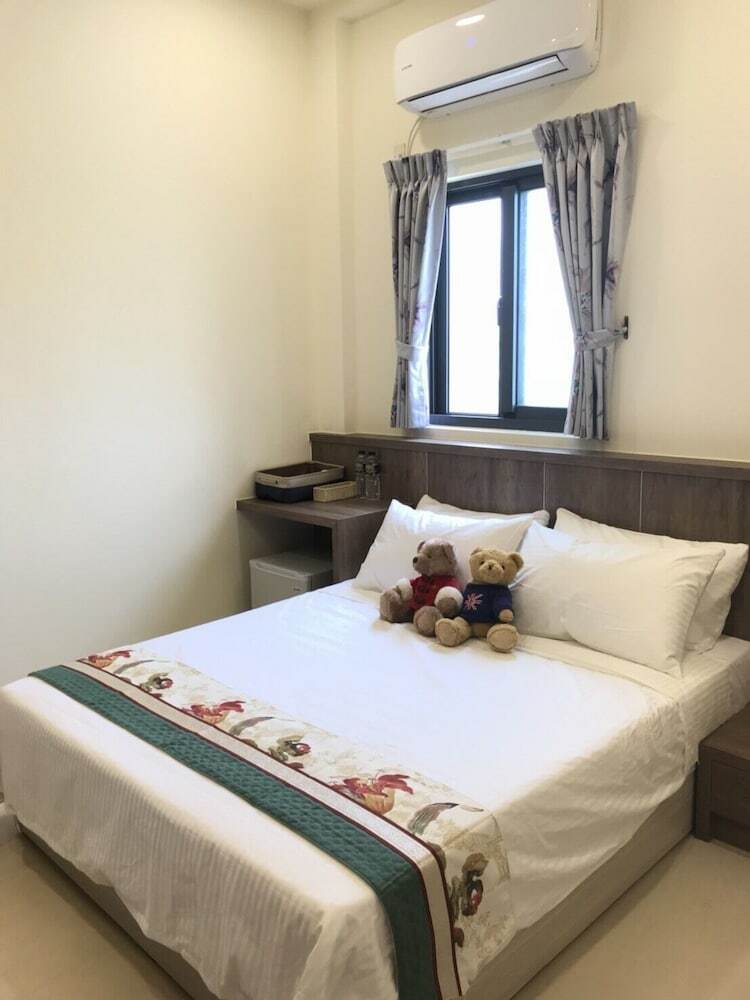 Hotel Travel Happiness Homestay