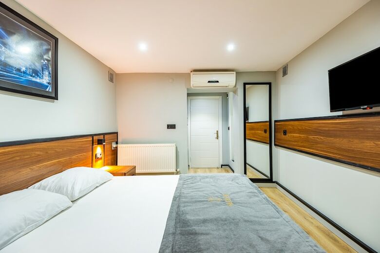 Mayer Select Hotel