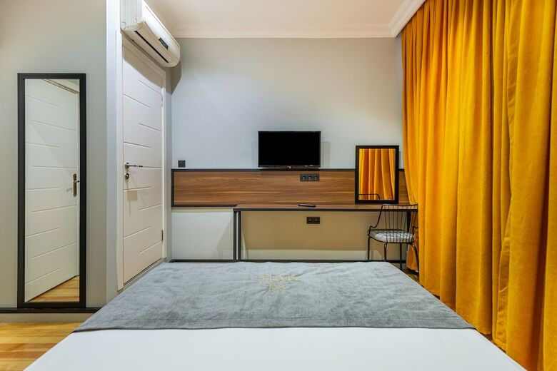 Mayer Select Hotel