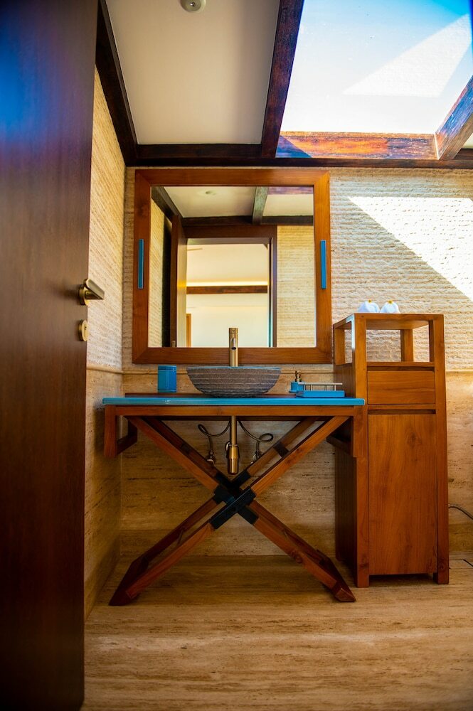 Hotel Niraamaya Private Residences Benaulim