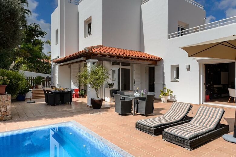 Villa Blanca Santa Eulalia