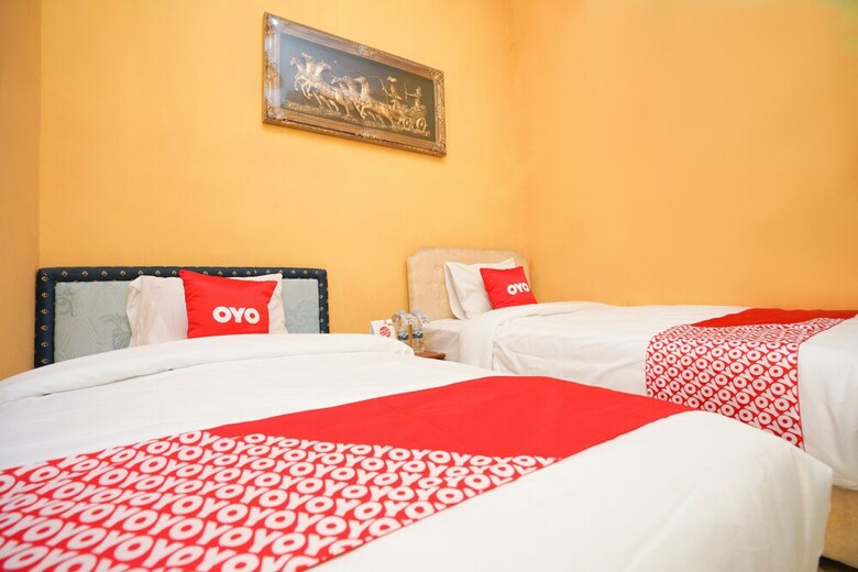 Hotel Oyo 1967 Canaya Homestay