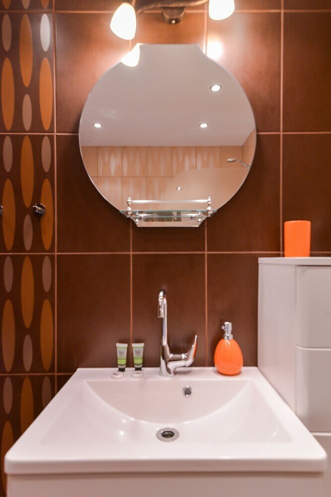 Fm Deluxe 2-bdr - Apartment - The Maisonette
