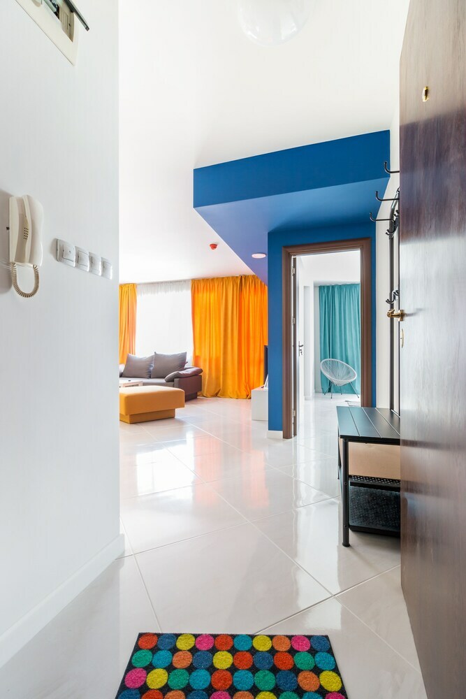 Fm Luxury 1-bdr Apartment - C-o-l-o-r-s