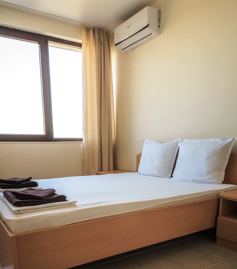 Moreto Seaside Aparthotel
