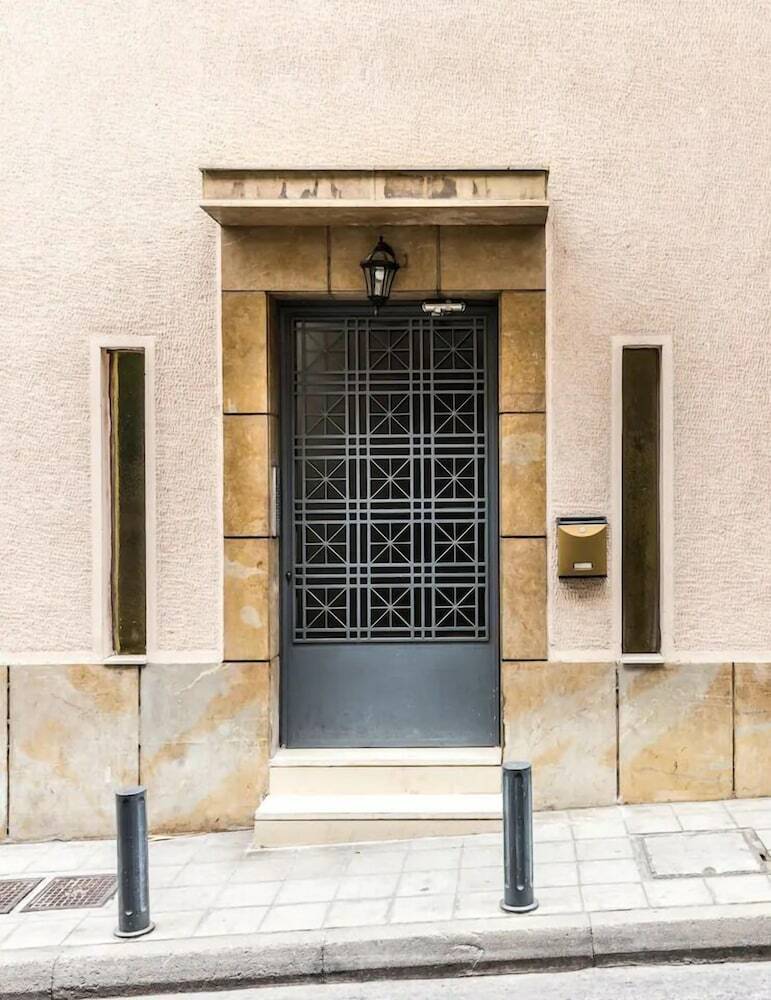 Apartamentos Downtown Urban Flat For 4 People In Plaka