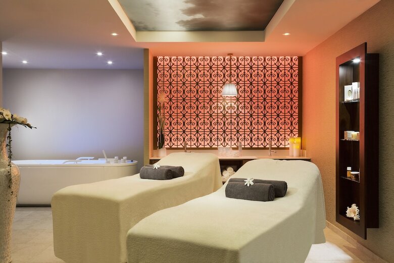 Hotel H�tel Barri�re Le Royal La Baule