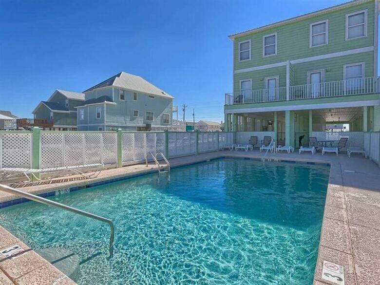 Shells West By Meyer Vacation Rentals