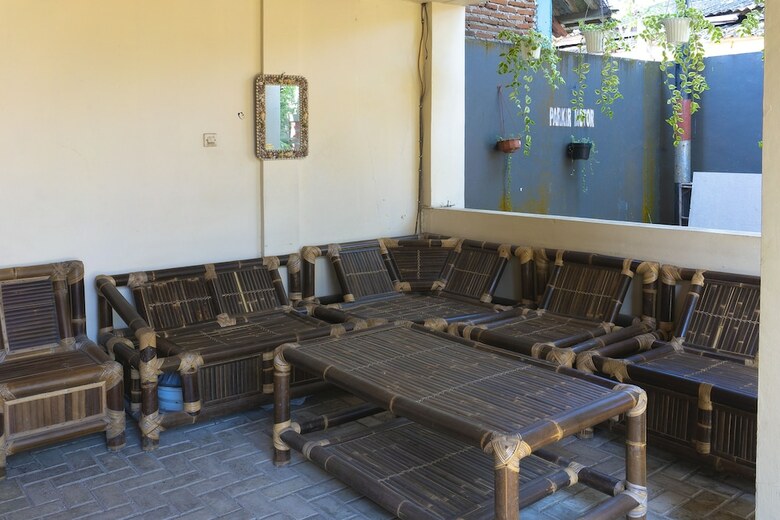 Hostal Oyo 1449 Cahaya Guest House