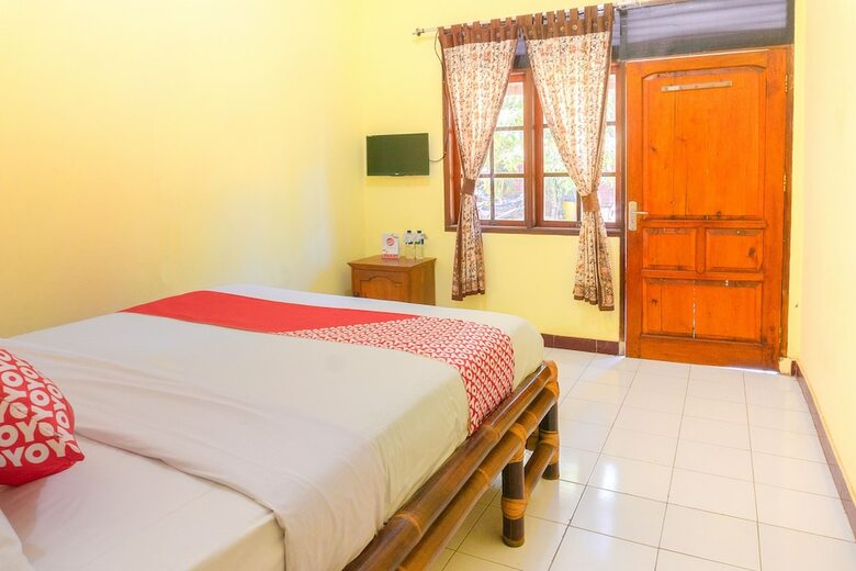 Hostal Oyo 1449 Cahaya Guest House