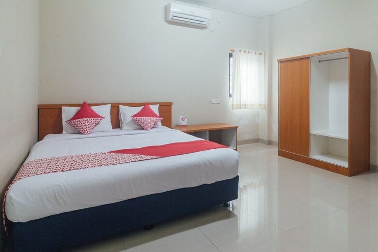 Hotel Oyo 1448 Mangga Dua Guest House