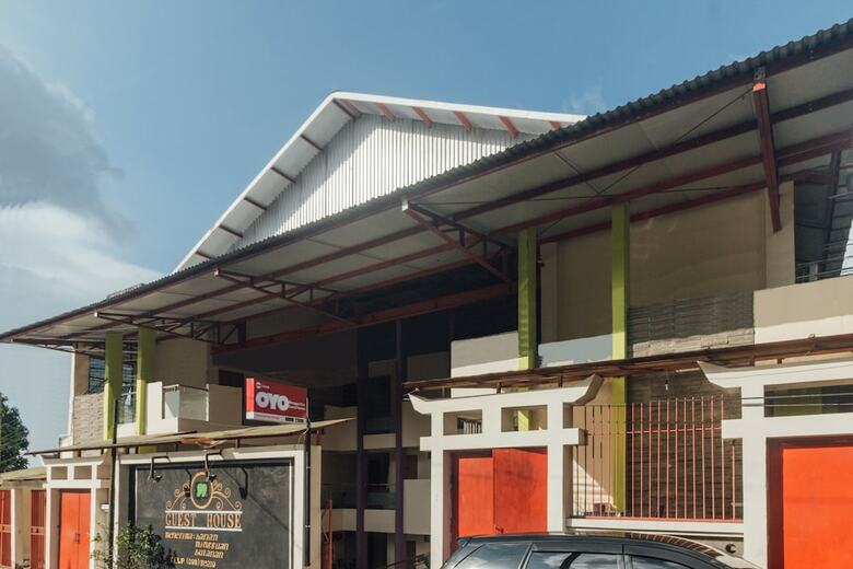 Hotel Oyo 1448 Mangga Dua Guest House