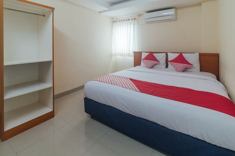 Hotel Oyo 1448 Mangga Dua Guest House