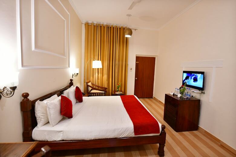 Hotel Pride Kadamb Kunj Resort - Bharatpur