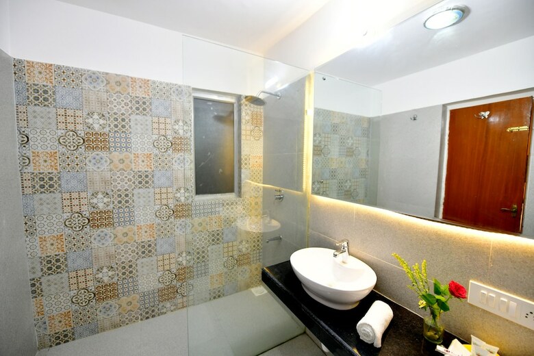 Hotel Pride Kadamb Kunj Resort - Bharatpur