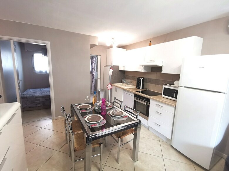 Apartamento 3 P Proche Mer, Calme, Parking, Wifi