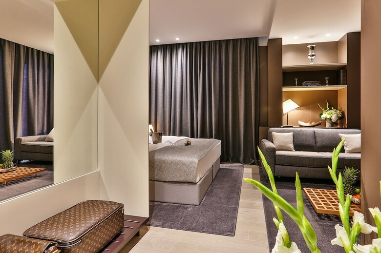 Avanti Hotel & Spa