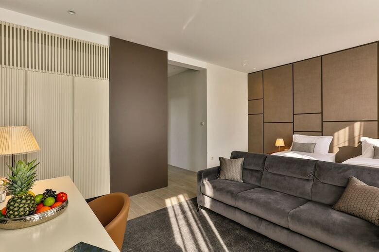 Avanti Hotel & Spa