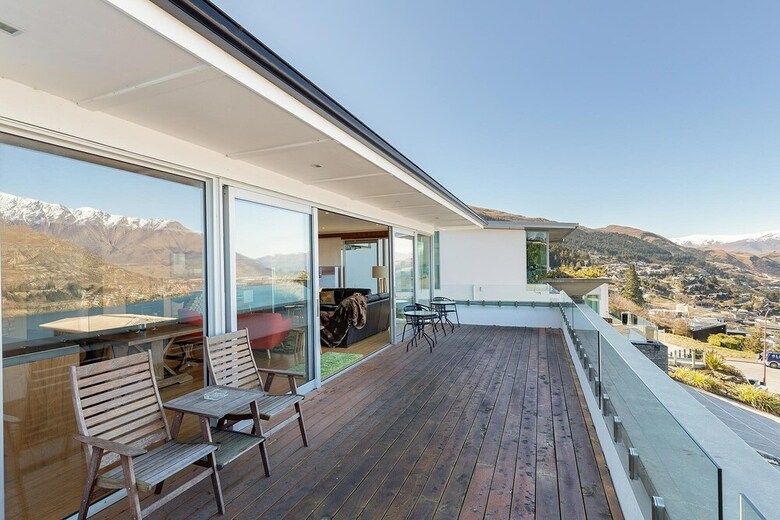 Design, Elegance And This Stunning View