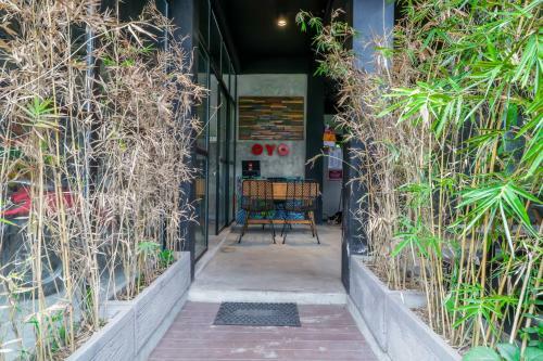 Hotel Oyo 2136 Escotel Krisnantara