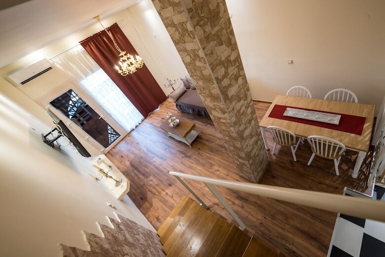 Bed & Breakfast Oinoelia Luxury Suites & Residence