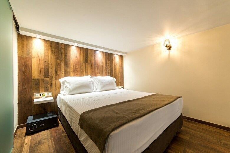 Bed & Breakfast Oinoelia Luxury Suites & Residence