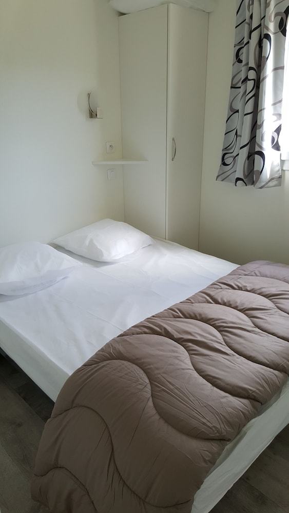 Camping - Caravaning Les Cerisiers Berck Sur Mer