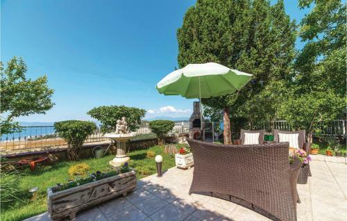 Apartment Krasica 49