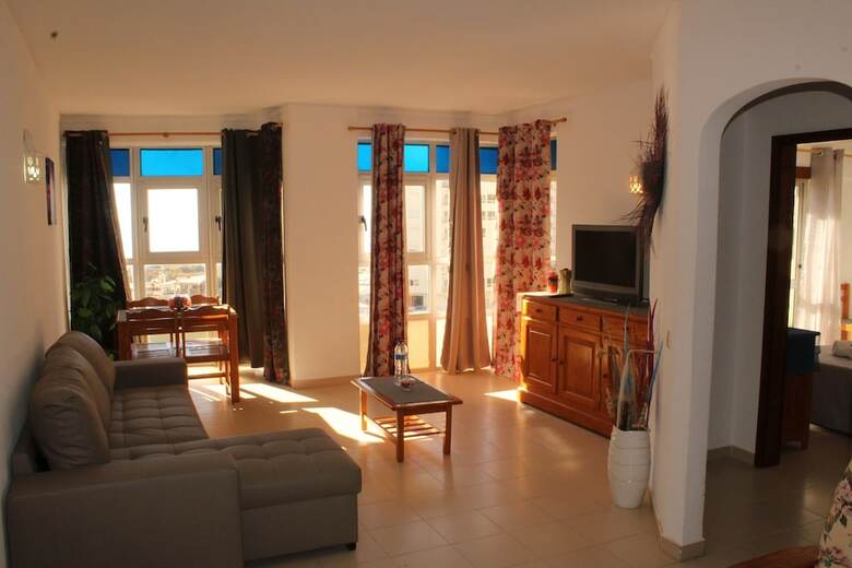 Apartamentos 4d S�o Rafael By Casas & Pap�is