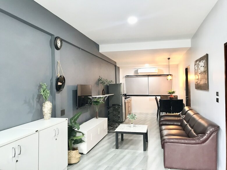Hotel The Silver Stag 5mins Bts 9mins Jjmarket