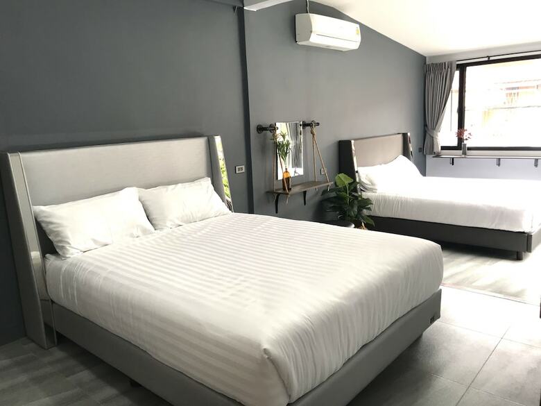 Hotel The Silver Stag 5mins Bts 9mins Jjmarket